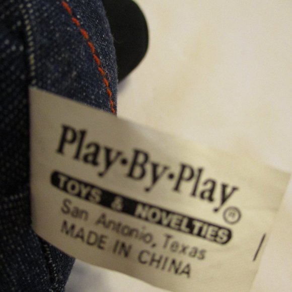 Harley Davidson Vintage 1993 NWT Medium Black Red White Peach Plush Hog - Picture 9 of 10